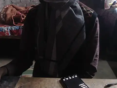 ThethunderPo online show from December 18, 2025, 2:39 am