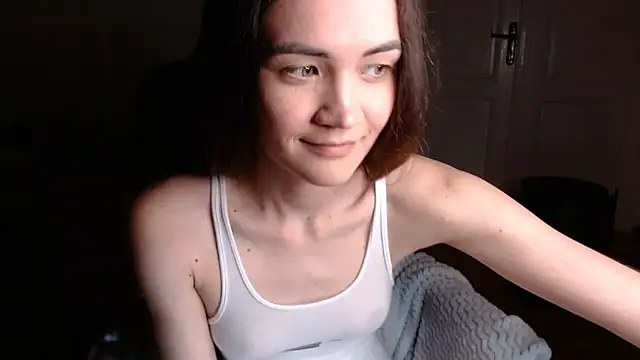 Snapshot of EvelynGG chatting on January 27, 2025, 12:48 pm EvelynGG online show from January 27, 2025, 12:48 pm