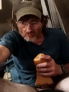 ROBERT0516 online show from September 14, 2025, 12:15 pm