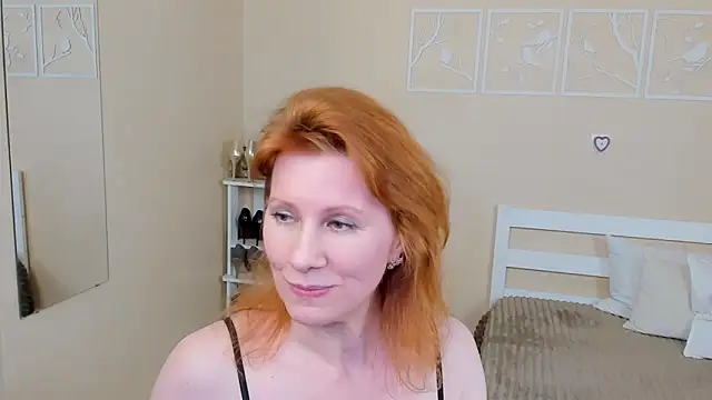 FoxySophia online show from February 6, 2025, 11:15 pm