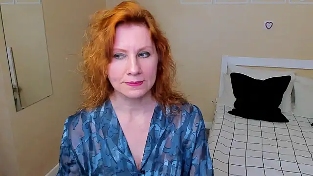 FoxySophia online show from September 21, 2025, 8:10 pm