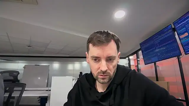 Snapshot of Sunning2 chatting on February 16, 2026, 2:57 pm Sunning2 online show from February 16, 2026, 2:57 pm