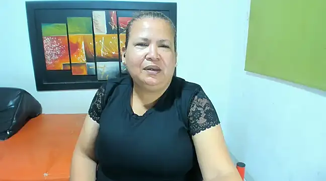 beckyummys online show from February 12, 2025, 11:40 am