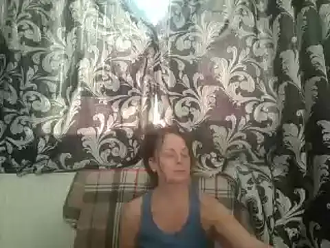 Snapshot of LindaStarS chatting on January 8, 2025, 1:20 pm LindaStarS online show from January 8, 2025, 1:20 pm