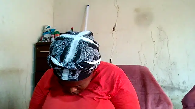 sexybigboobz online show from November 30, 2025, 7:56 am