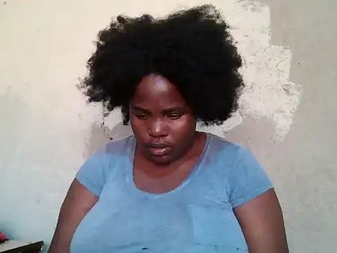 Snapshot of sexybigboobz chatting on June 25, 2026, 7:02 am sexybigboobz online show from June 25, 2026, 7:02 am