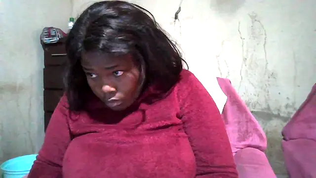 Snapshot of sexybigboobz chatting on July 11, 2026, 4:48 am sexybigboobz online show from July 11, 2026, 4:48 am