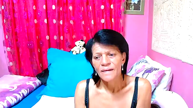 SLUTTYROXY online show from January 7, 2025, 6:38 am
