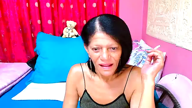 SLUTTYROXY online show from January 17, 2025, 5:32 am