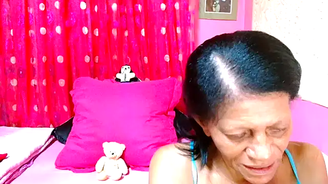 SLUTTYROXY online show from January 20, 2025, 3:37 am