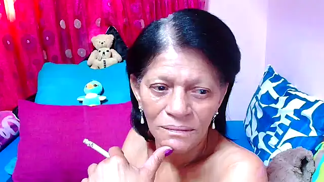 SLUTTYROXY online show from October 1, 2025, 6:30 am