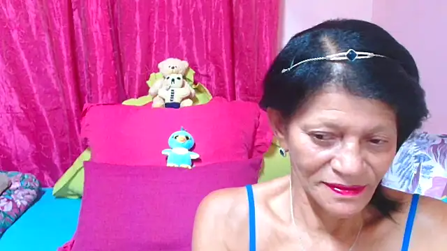 SLUTTYROXY online show from February 3, 2026, 5:40 pm