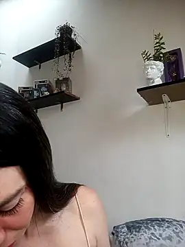 loveuu-bae online show from December 30, 2024, 9:29 pm