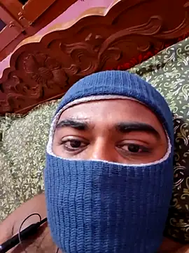 BlackHairy man online show from May 24, 2026, 5:40 pm