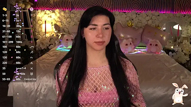 EmilyCandyy online show from May 4, 2026, 6:09 am