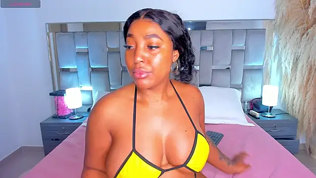 Cammiila online show from June 2, 2026, 5:04 pm