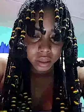 Snapshot of HONEYSWEETS_LIVE chatting on October 18, 2025, 9:37 pm HONEYSWEETS LIVE online show from October 18, 2025, 9:37 pm