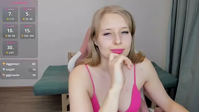 Snapshot of Jessy_Ginger chatting on February 10, 2025, 6:13 pm Jessy Ginger online show from February 10, 2025, 6:13 pm