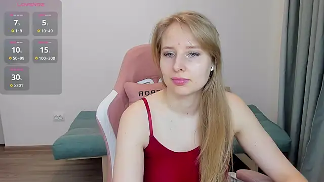 Snapshot of Jessy_Ginger chatting on March 5, 2025, 11:28 am Jessy Ginger online show from March 5, 2025, 11:28 am