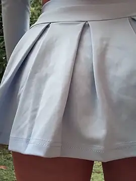 LINDA PATTY94 online show from October 6, 2025, 9:45 pm