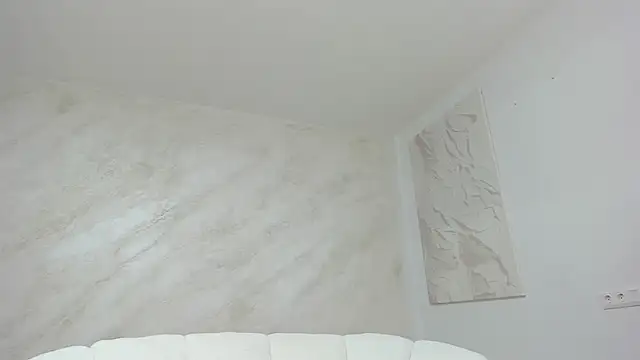 lissababe1 online show from October 12, 2025, 6:51 pm