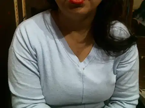 Snapshot of UrsMansi chatting on February 15, 2026, 3:36 am UrsMansi online show from February 15, 2026, 3:36 am