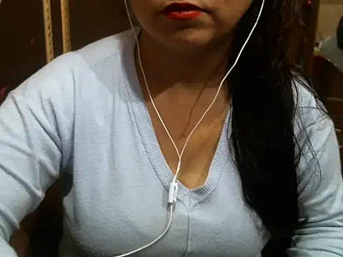 Snapshot of UrsMansi chatting on February 25, 2026, 6:01 am UrsMansi online show from February 25, 2026, 6:01 am