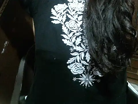 Snapshot of UrsMansi chatting on March 8, 2026, 2:48 am UrsMansi online show from March 8, 2026, 2:48 am