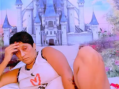indianroxy online show from February 11, 2025, 2:14 am