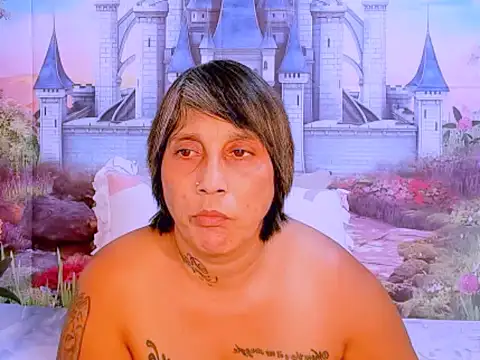 Snapshot of indianroxy chatting on October 6, 2025, 4:15 pm indianroxy online show from October 6, 2025, 4:15 pm