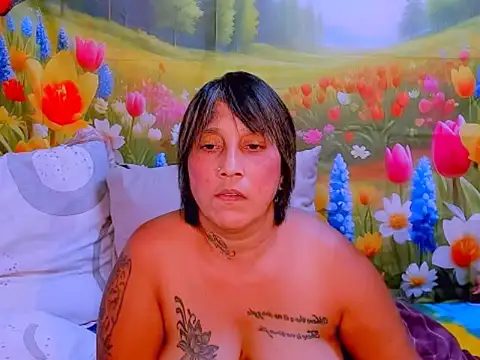 Snapshot of indianroxy chatting on October 27, 2025, 6:45 pm indianroxy online show from October 27, 2025, 6:45 pm