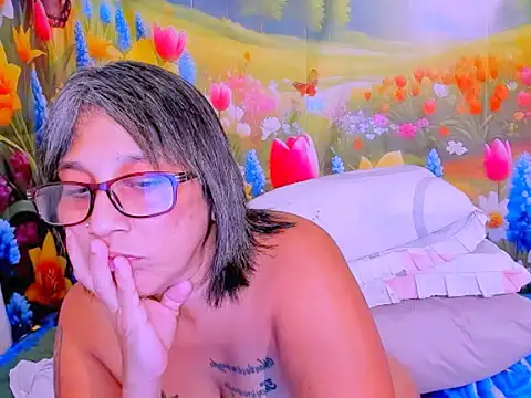 Snapshot of indianroxy chatting on March 25, 2026, 5:13 am indianroxy online show from March 25, 2026, 5:13 am