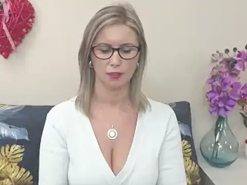 DoreenSexy online show from December 5, 2024, 11:38 am