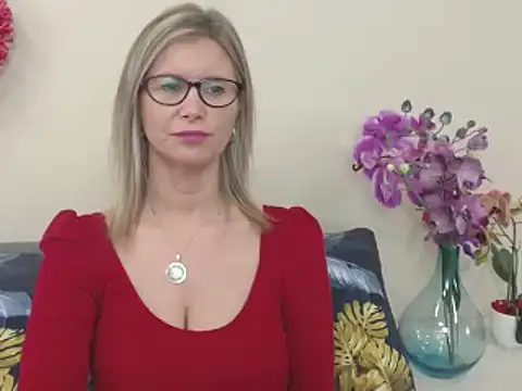 DoreenSexy online show from February 3, 2025, 1:30 pm