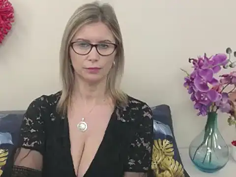 DoreenSexy online show from March 14, 2025, 1:35 pm
