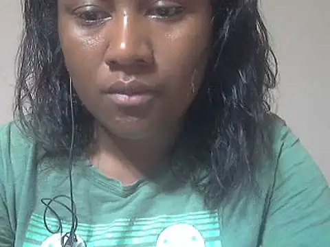 cutybigass online show from June 15, 2026, 6:43 pm