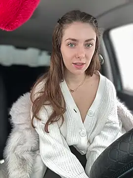 Snapshot of MariiD chatting on February 28, 2026, 7:09 am MariiD online show from February 28, 2026, 7:09 am