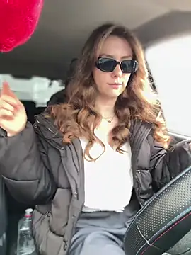 Snapshot of MariiD chatting on March 18, 2026, 7:00 am MariiD online show from March 18, 2026, 7:00 am