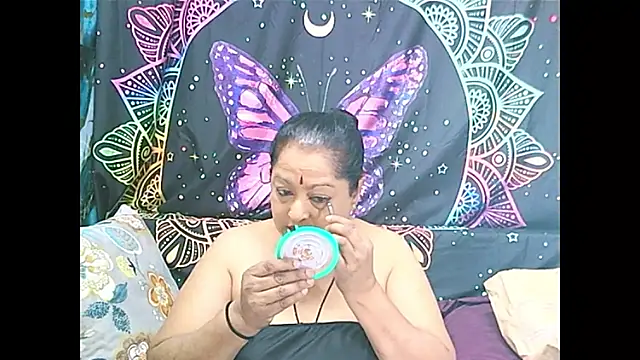 Snapshot of matureindian chatting on July 19, 2026, 5:49 pm matureindian online show from July 19, 2026, 5:49 pm