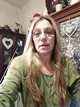 Snapshot of Melmamalhuda@xh chatting on September 20, 2025, 11:00 am Melmamalhudaxh online show from September 20, 2025, 11:00 am