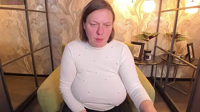 KellyPerfection online show from February 12, 2025, 5:05 pm