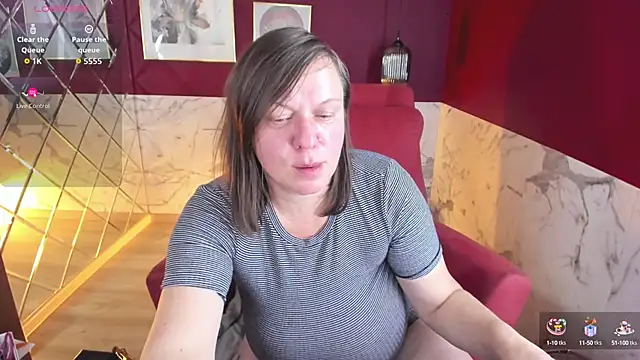 KellyPerfection online show from September 21, 2025, 7:43 am