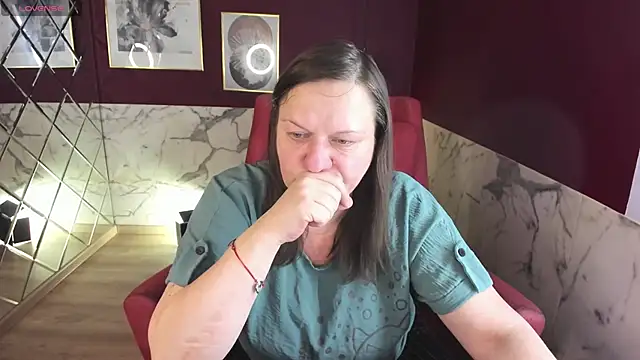 KellyPerfection online show from April 24, 2026, 7:44 am