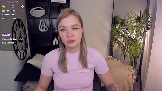 BellaDreamy online show from November 12, 2025, 9:10 am