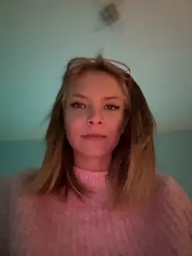 AnastasiaAniess online show from December 3, 2024, 8:39 pm
