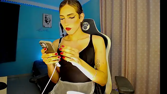 charlottesexxx online show from December 2, 2025, 8:59 pm