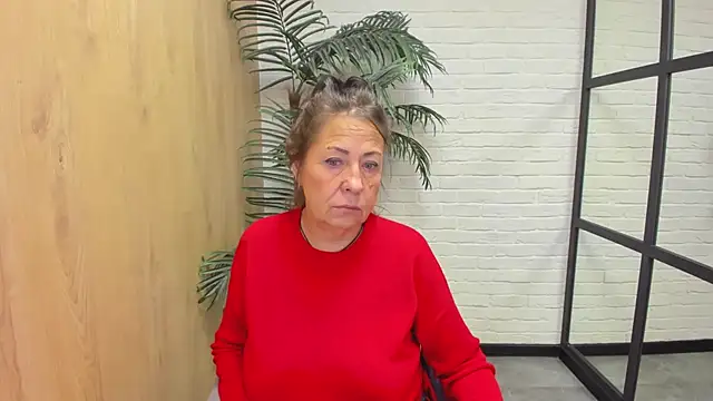 Snapshot of LindaPassionate chatting on September 27, 2025, 5:12 am LindaPassionate online show from September 27, 2025, 5:12 am