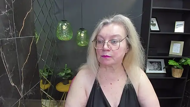 NataliMellow online show from December 16, 2024, 1:11 pm