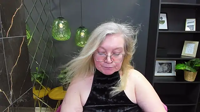 NataliMellow online show from December 22, 2024, 7:31 pm