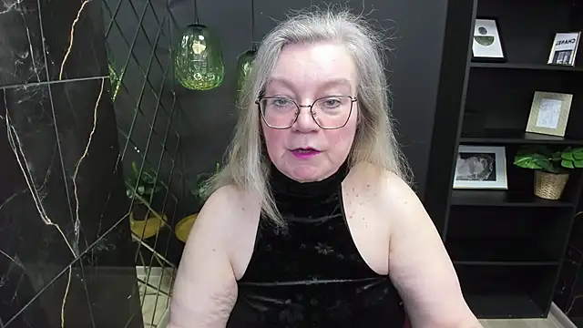 NataliMellow online show from February 26, 2025, 1:08 pm